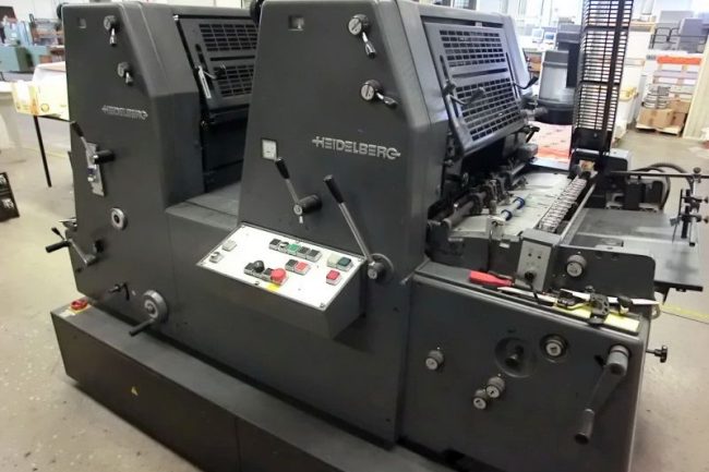 Εκτυπωτική μηχανή offset δύο χρωμάτων